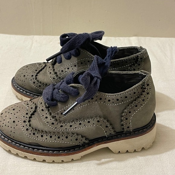 Kenneth Cole Toddler Shoes Size 7 Wingtip Brogue Nubuck Navy Leather Upper Kids - Picture 3 of 9